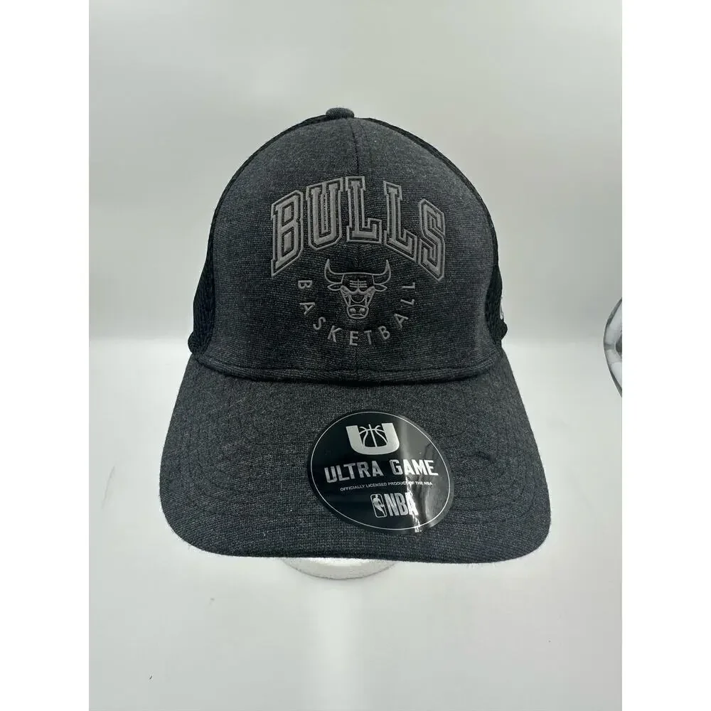 Chicago Bulls NBA Ultra Game Mens Black Hat Cap Flex Fit Reflective NWT
